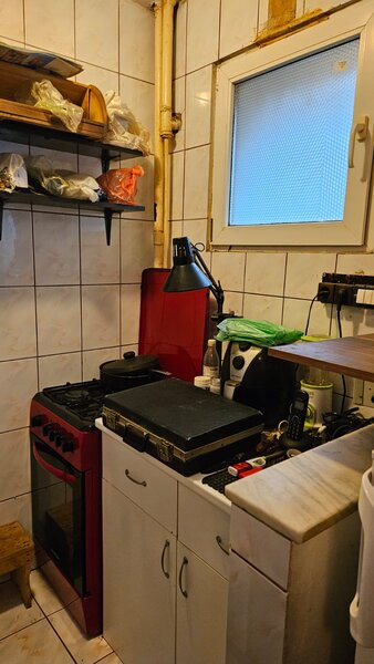 Drumul Taberei, Favorit,